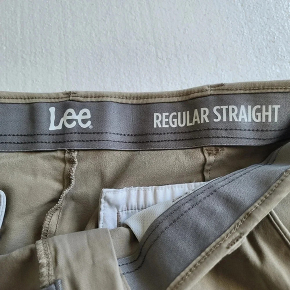 Lee Mens Performance Series Comfort Regular Straight Pant Original Khaki 36 x 30 - Picture 3 of 12